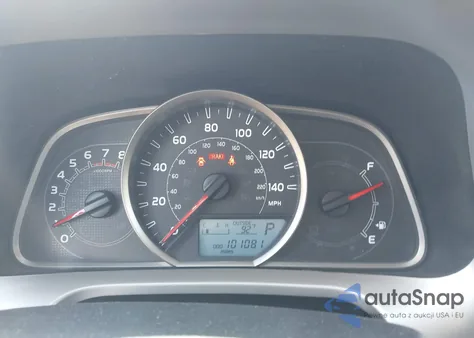 2015 Toyota Rav4 Xle z USA, uszkodzony, nr VIN 2T3WFREV8FW141307